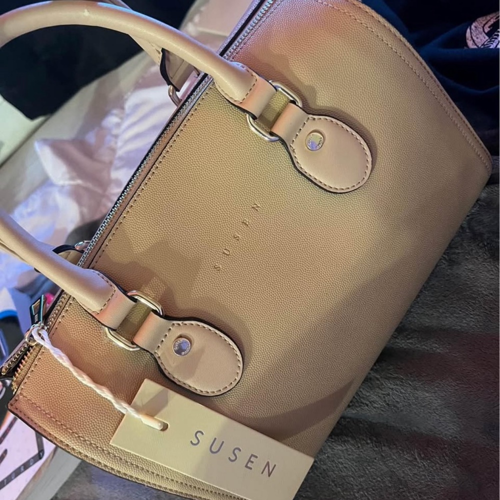 Tan Handbag - Picture 1 of 4